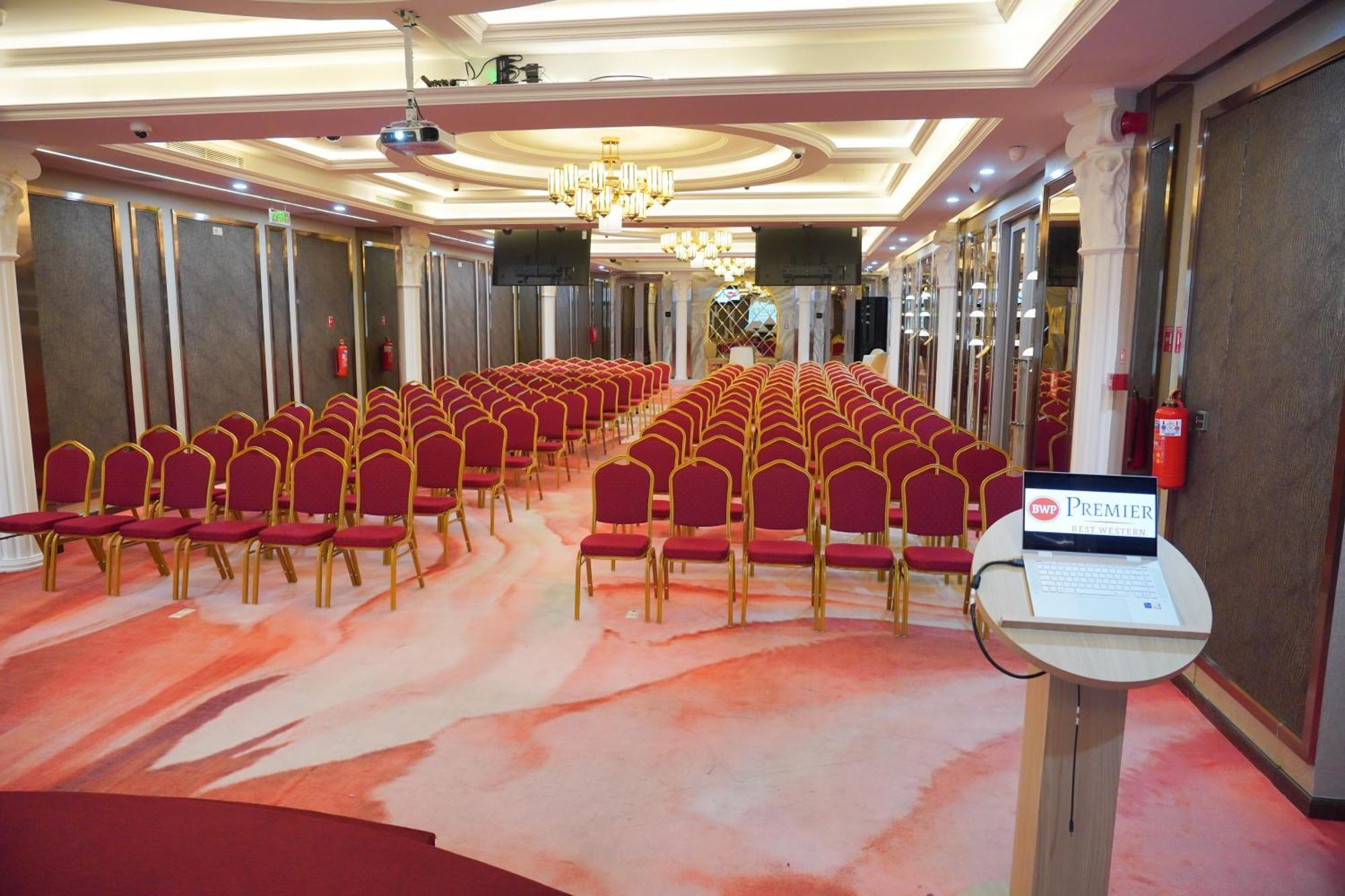 Best Western Premier Batumi Exterior foto The conference hall